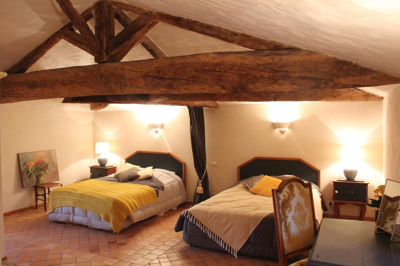 Les chambres d'hôtes de La Métairie du Bourg Les Herbiers Esterno foto