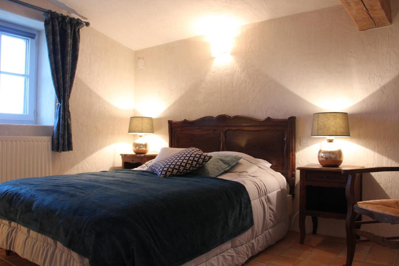 Les chambres d'hôtes de La Métairie du Bourg Les Herbiers Esterno foto