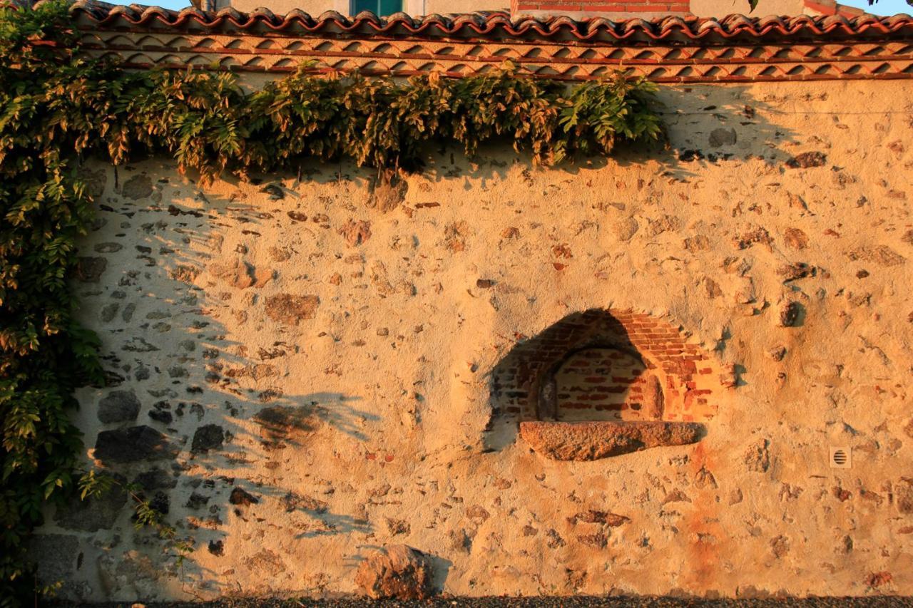 Les chambres d'hôtes de La Métairie du Bourg Les Herbiers Esterno foto