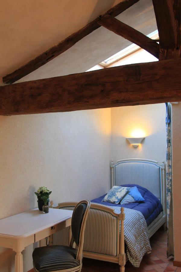 Les chambres d'hôtes de La Métairie du Bourg Les Herbiers Esterno foto
